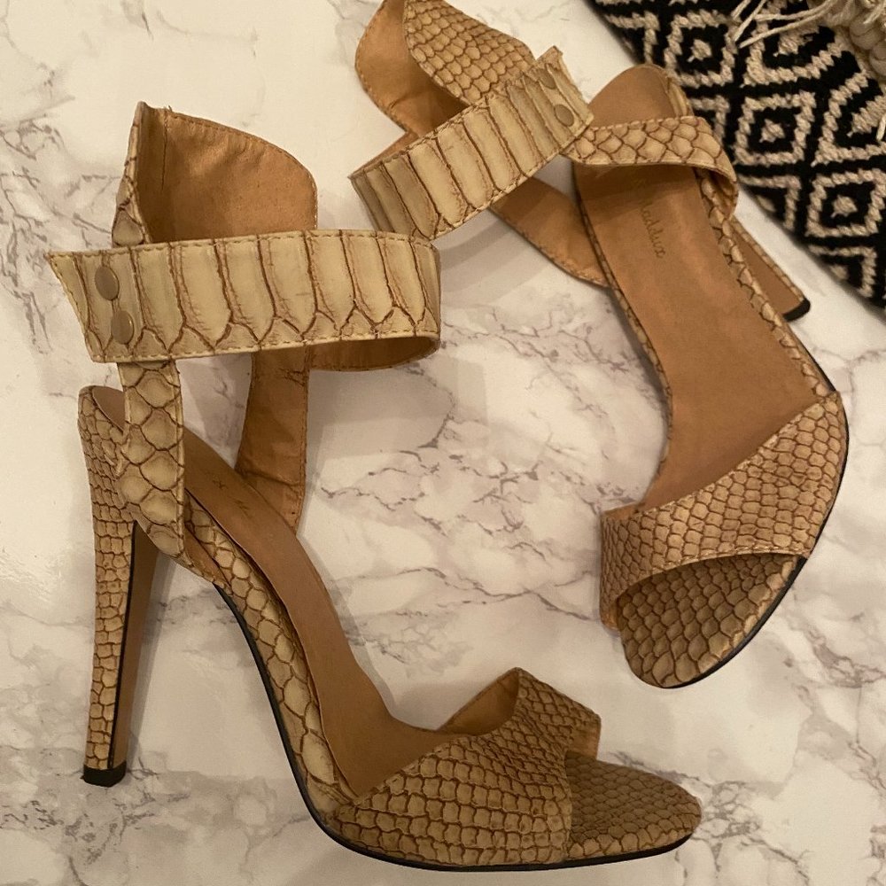 Mark & Maddux Snakeskin Nude Heels